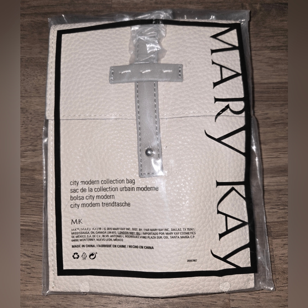Mary Kay City Modern Collection Crossbody Bag Discontinued Pebble Leather